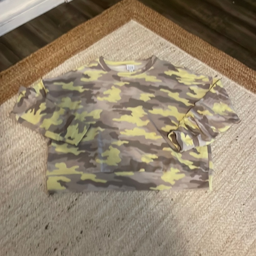 NWT Peyton Jensen Sweatshirt